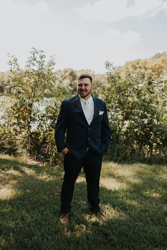 outdoor groom portrait