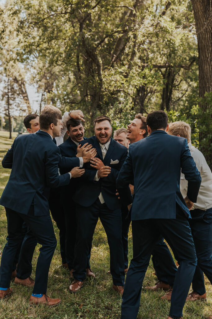 groom and groomsmen