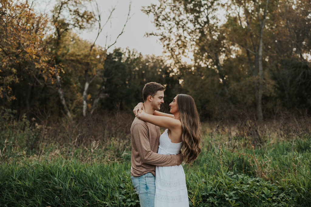 romantic outdoor engagement photos in a park in Iowa