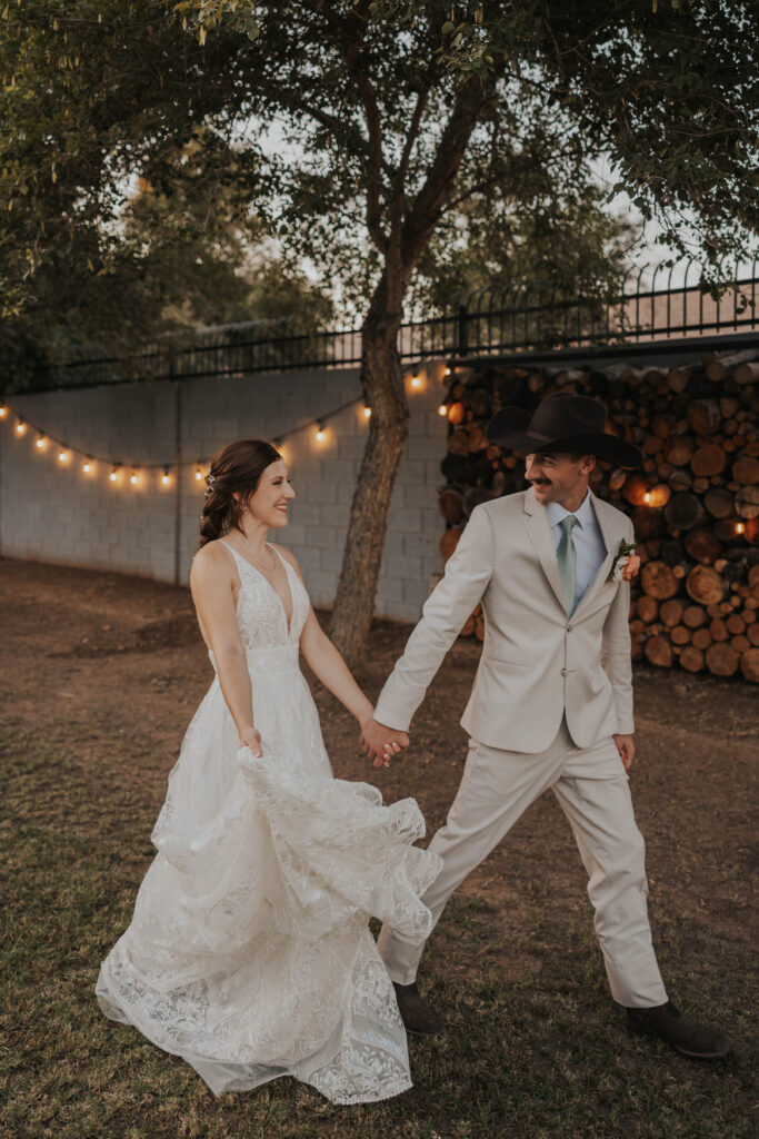 Romantic couple at an Arizona wedding