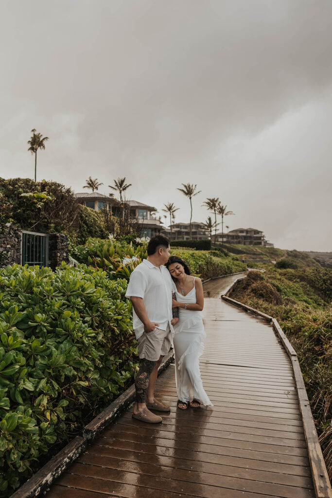 romantic beach couples photoshoot in maui