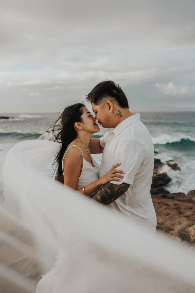 romantic beach couples photoshoot in maui