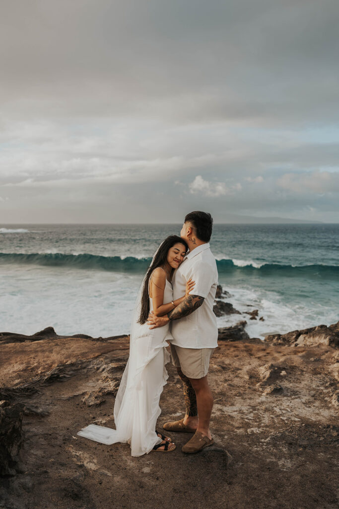 How to Make Your Hawaii Engagement Photos Unique