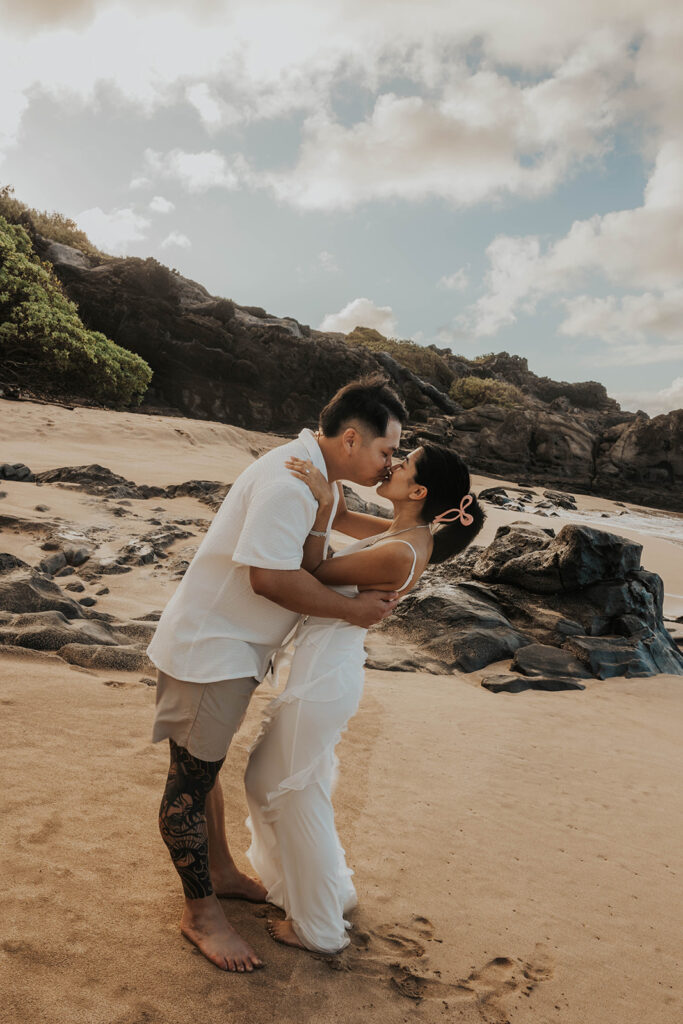 How to Make Your Hawaii Engagement Photos Unique