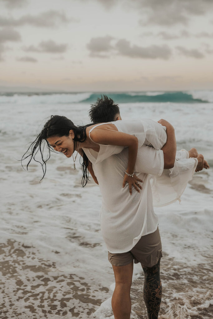 How to Make Your Hawaii Engagement Photos Unique