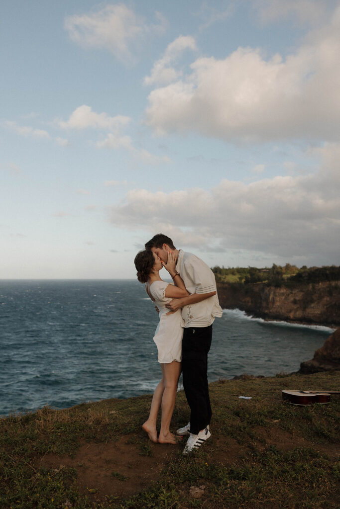couple getting engaged on the cliffs