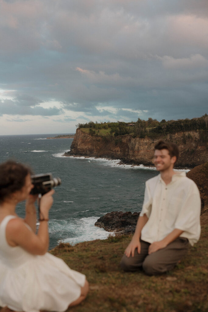 hawaii surprise proposal photos on the cliffs romantic and candid