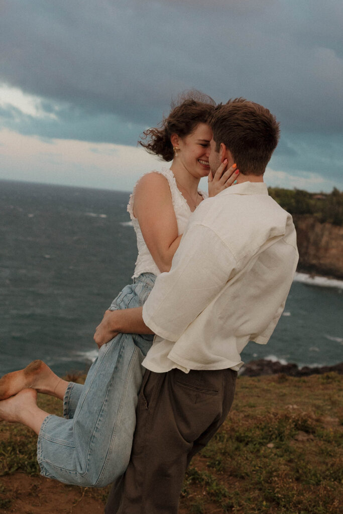 documentary style couples photoshoot blurry and candid couple photos