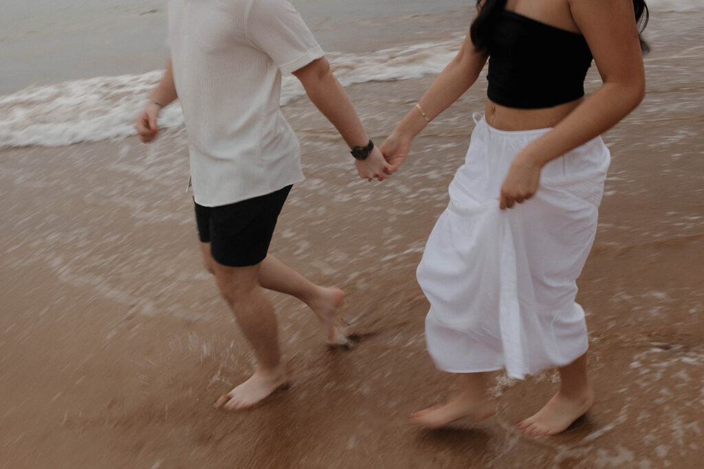 candid beach photos engagement
