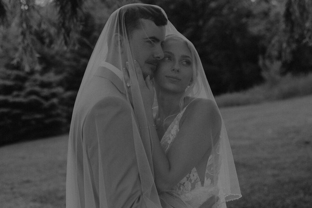 bride and groom wedding photos documentary style and timeless