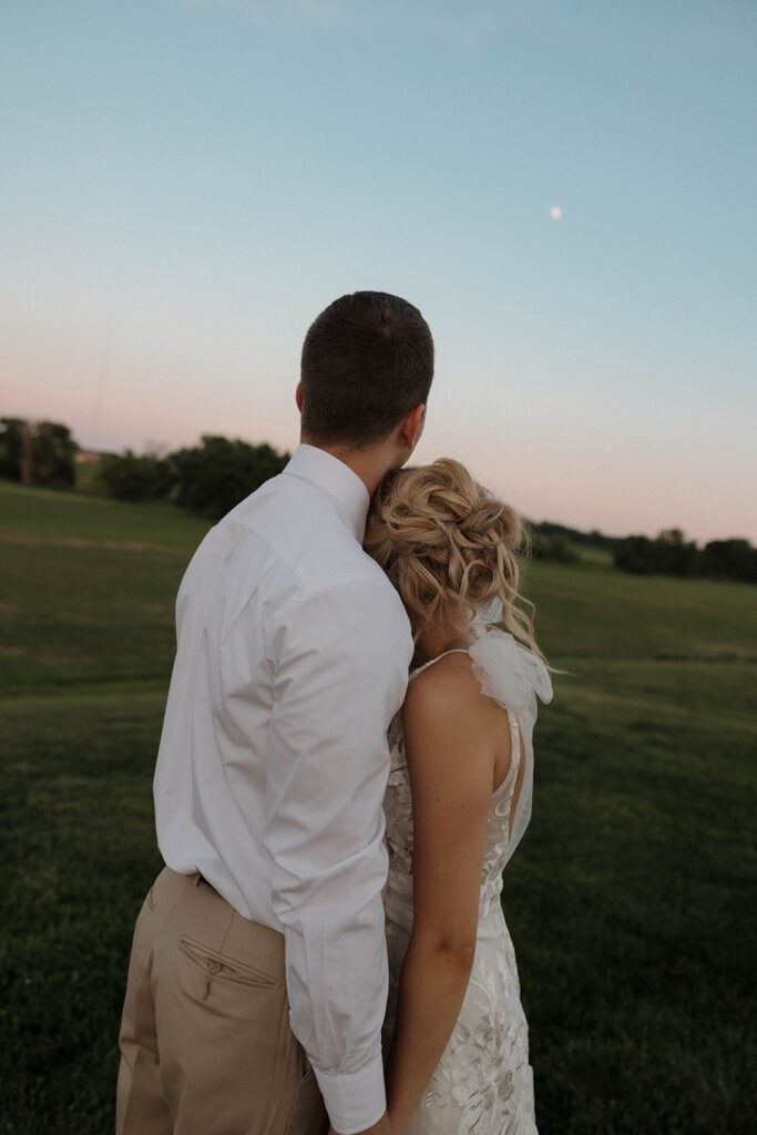 romantic couple photos at south dakota wedding at riverview barn
