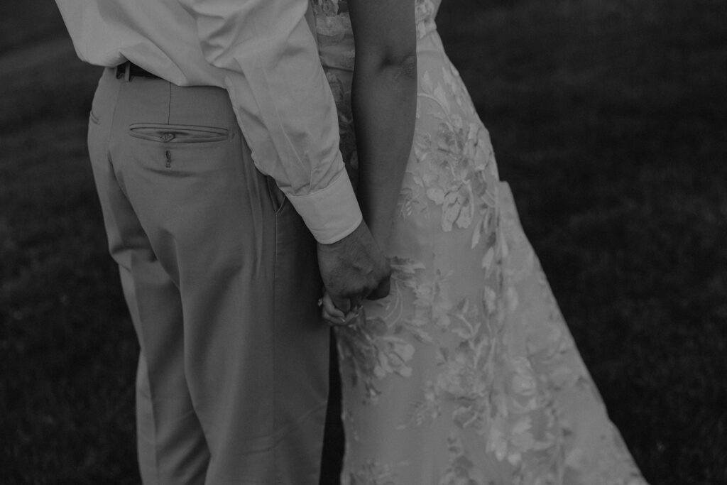 romantic couple photos at south dakota wedding at riverview barn