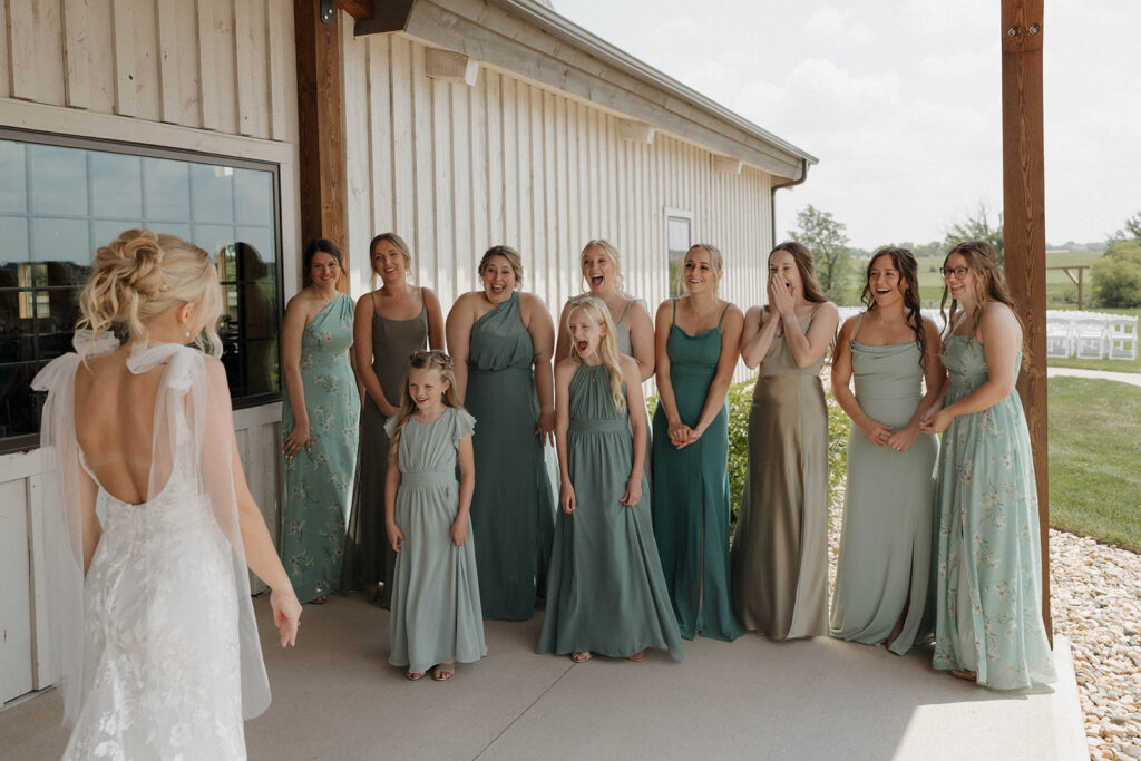 first look wedding photos in sioux falls south dakota