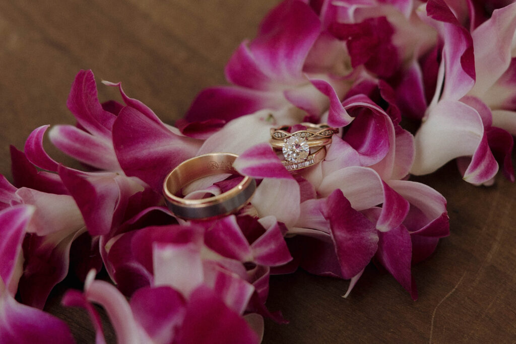 hawaii getting ready wedding photos