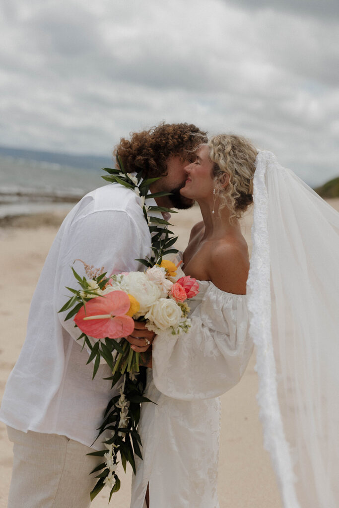 A Haleiwa Joe's Oahu Elopement That Felt Like a Dream Come True