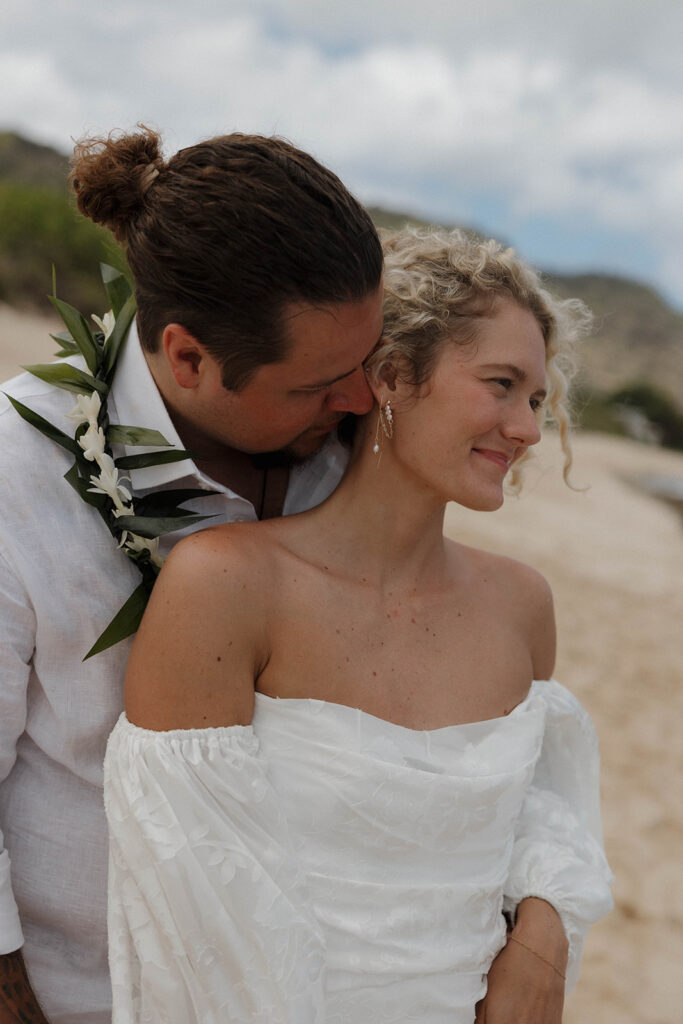 candid and playful bride and groom wedding photos in oahu