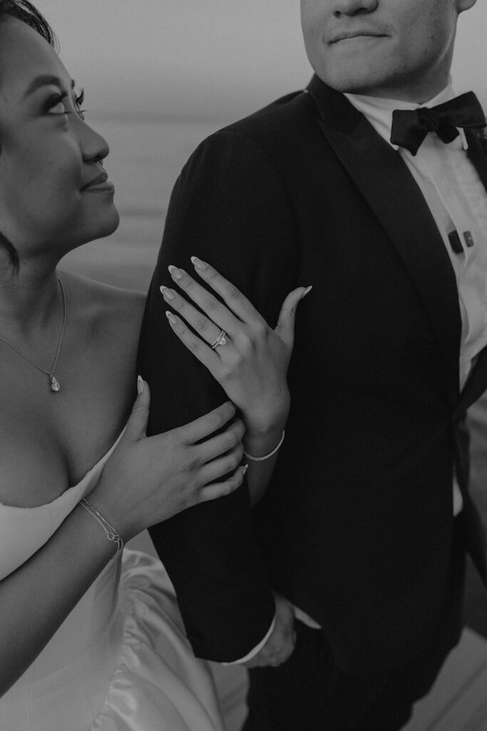 wedding photos by the lake
