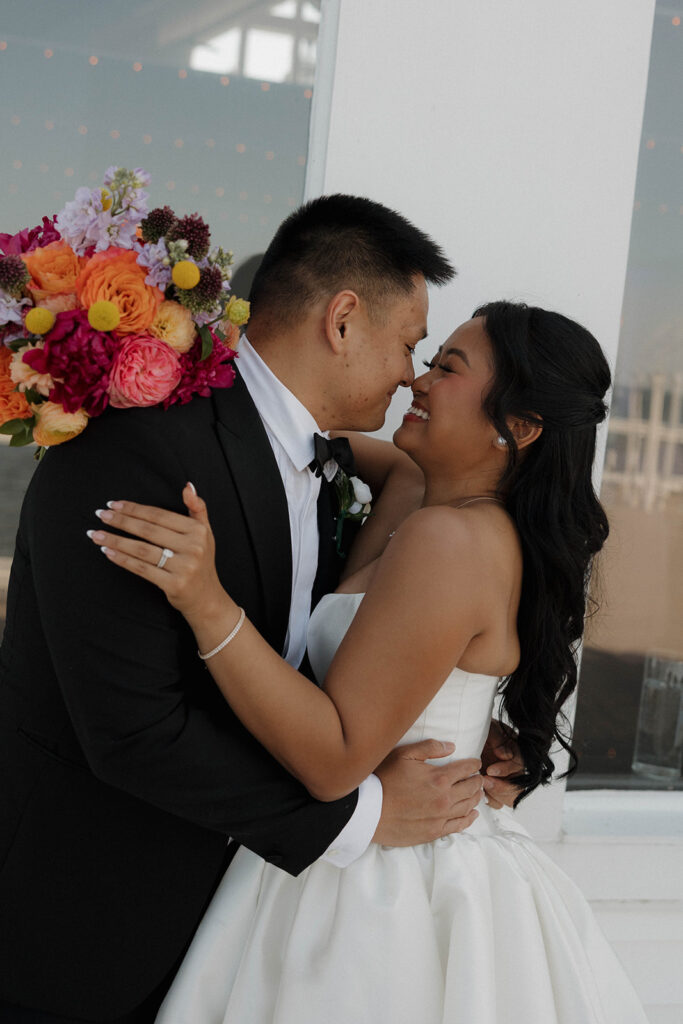 vibrant summer wedding photos with bride and groom