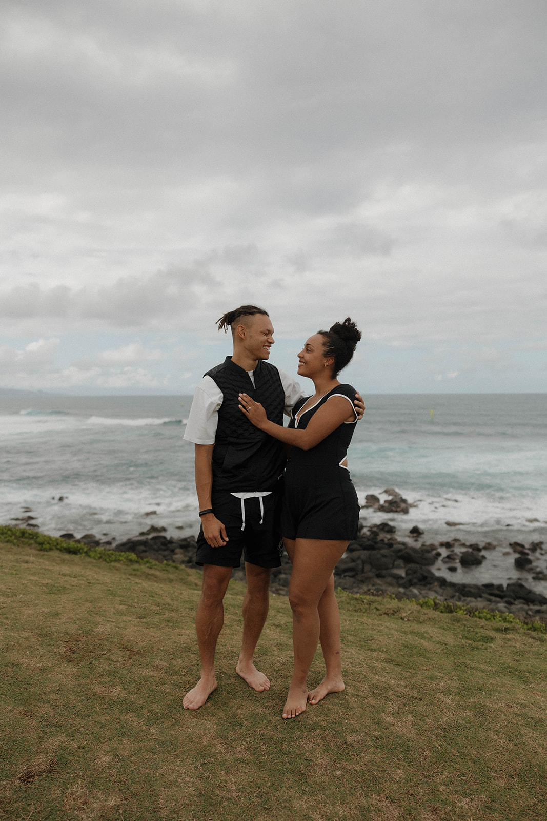 a couples photoshoot after a Maui proposal at the beach 