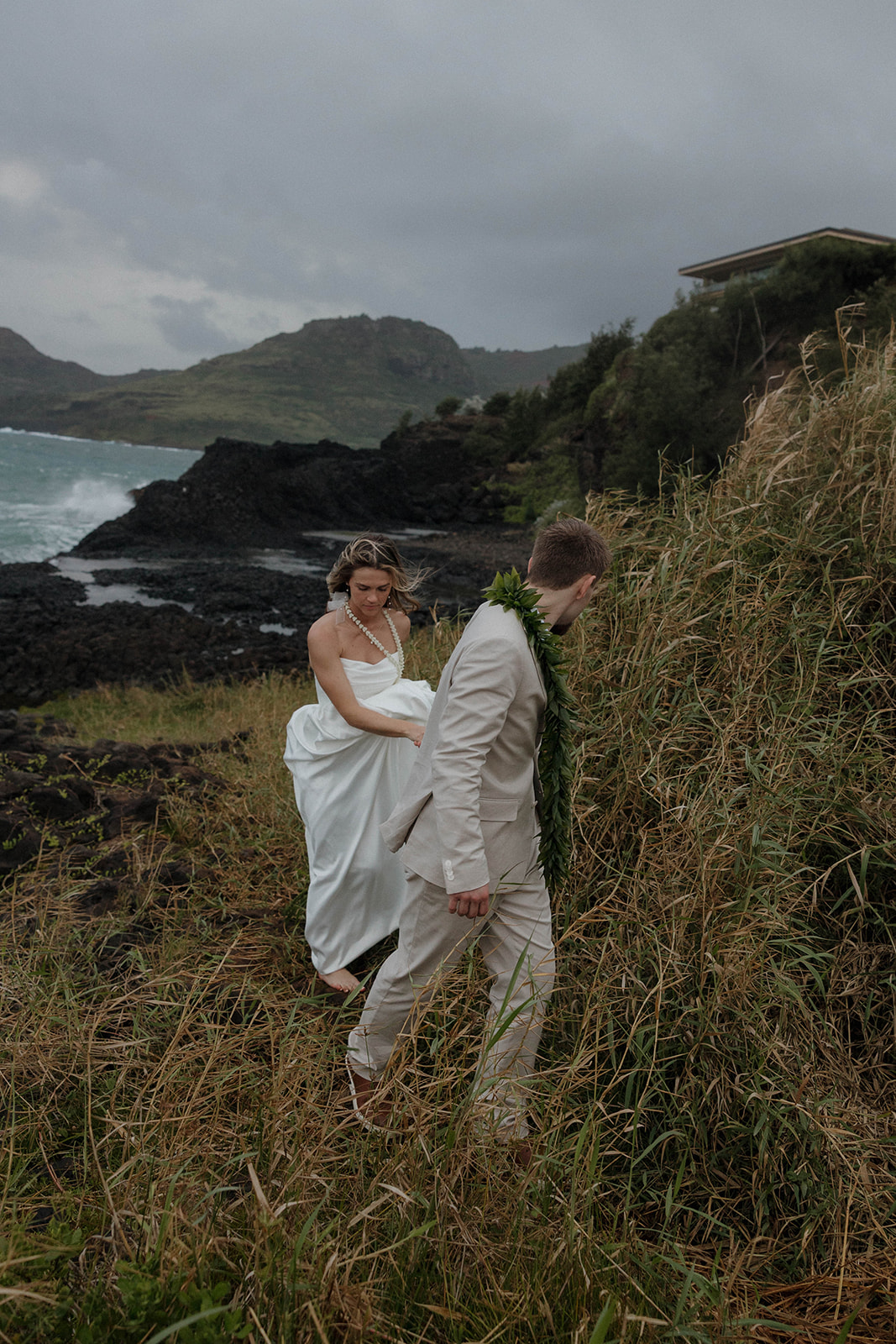 Kauai Micro Wedding Inspiration for Couples Planning a Destination Wedding in Hawaii