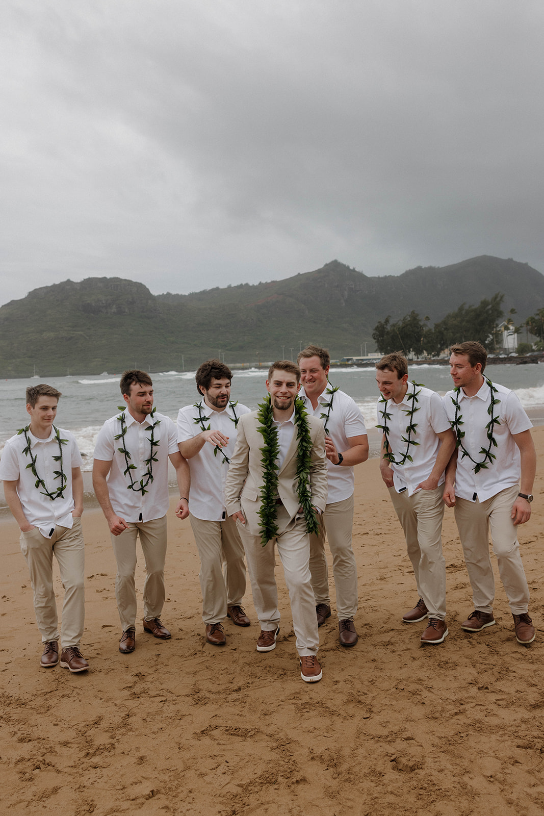 Kauai Micro Wedding Inspiration for Couples Planning a Destination Wedding in Hawaii