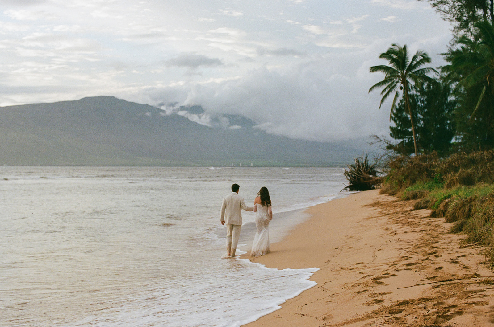 Why a Maui Elopement Might Be the Most Romantic Thing You'll Ever Do