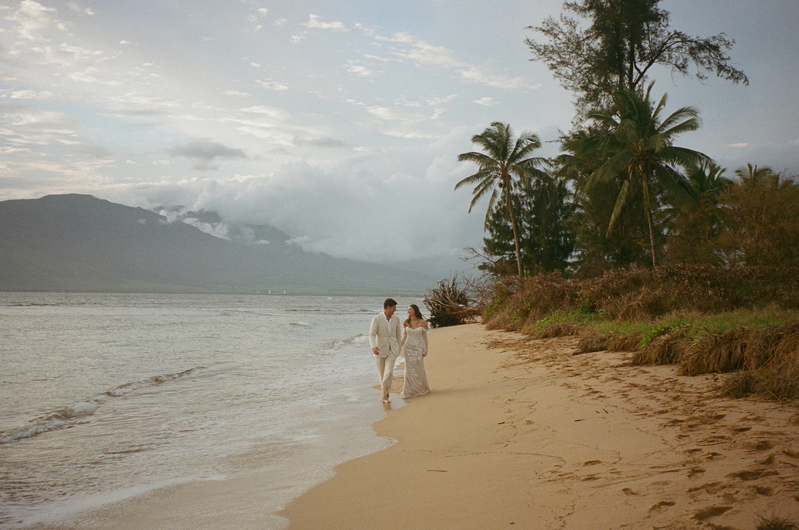 Why a Maui Elopement Might Be the Most Romantic Thing You'll Ever Do